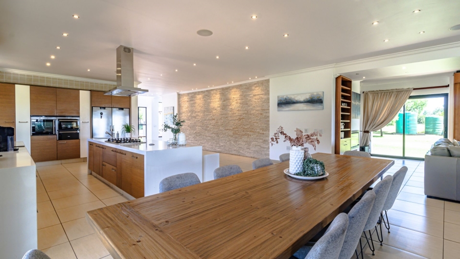 7 Bedroom Property for Sale in Oranjeville Free State